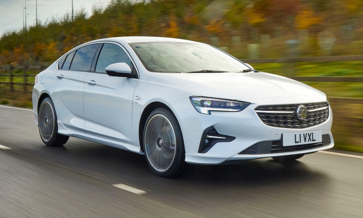 30-facts-about-opel-insignia