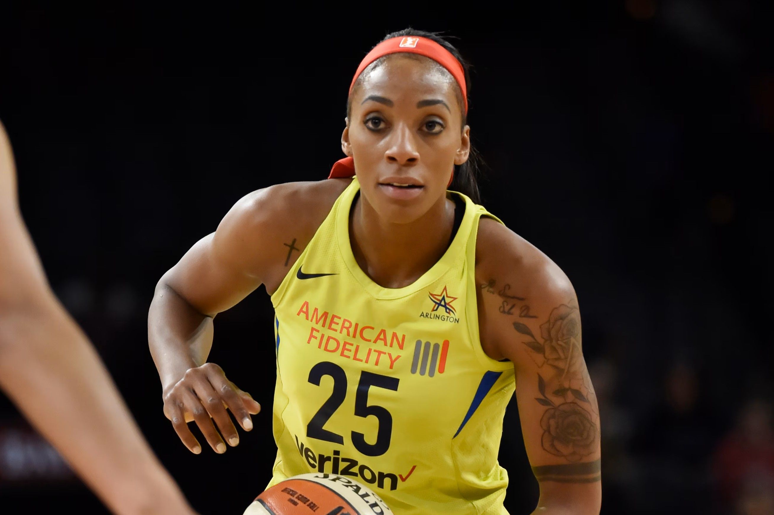 12-facts-about-kayla-thornton