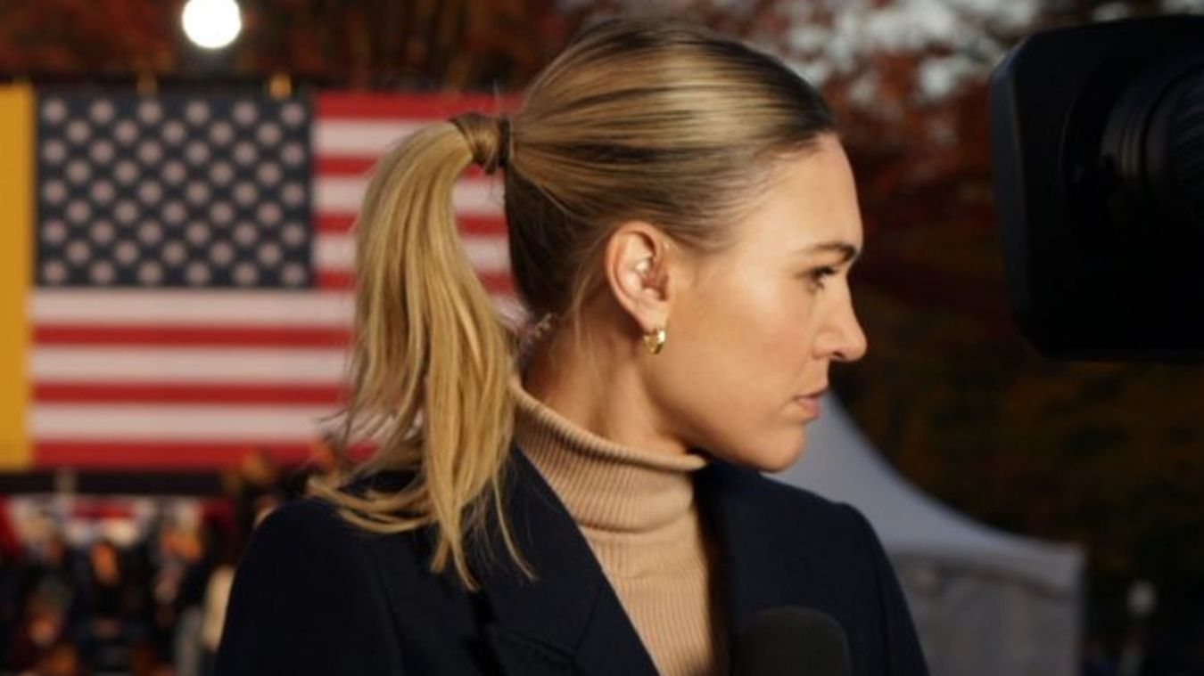 12-facts-about-lauren-tomasi