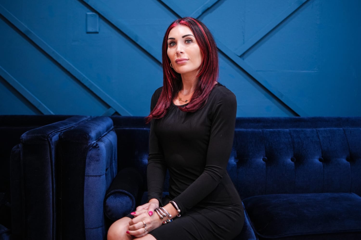 15-facts-about-laura-loomer