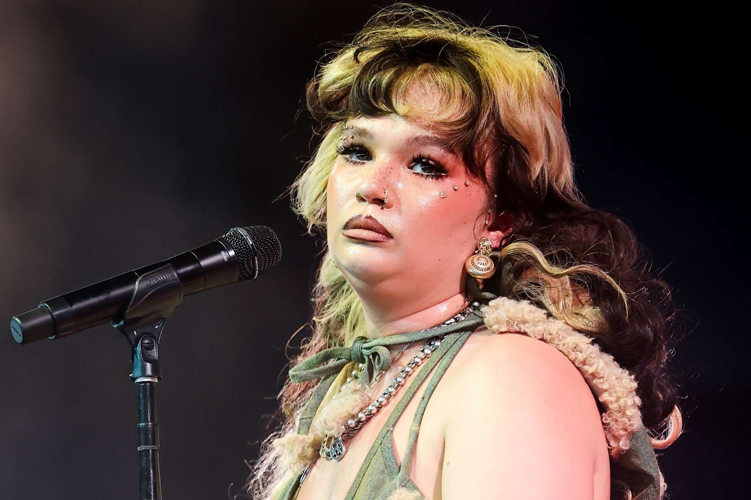 15-facts-about-lola-young
