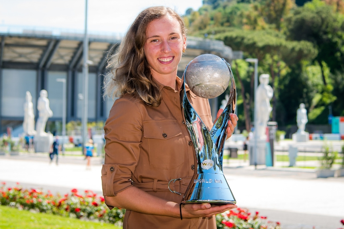 18-facts-about-elise-mertens