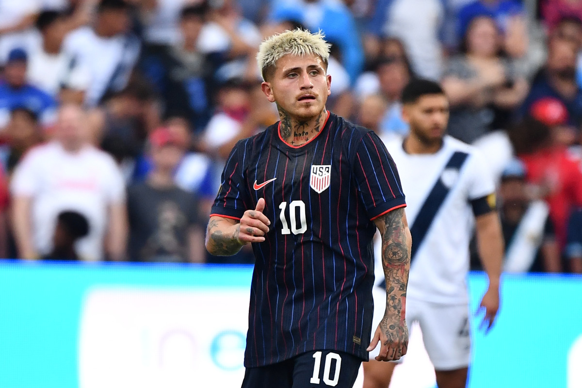 20-facts-about-diego-lunas-connection-to-soccer
