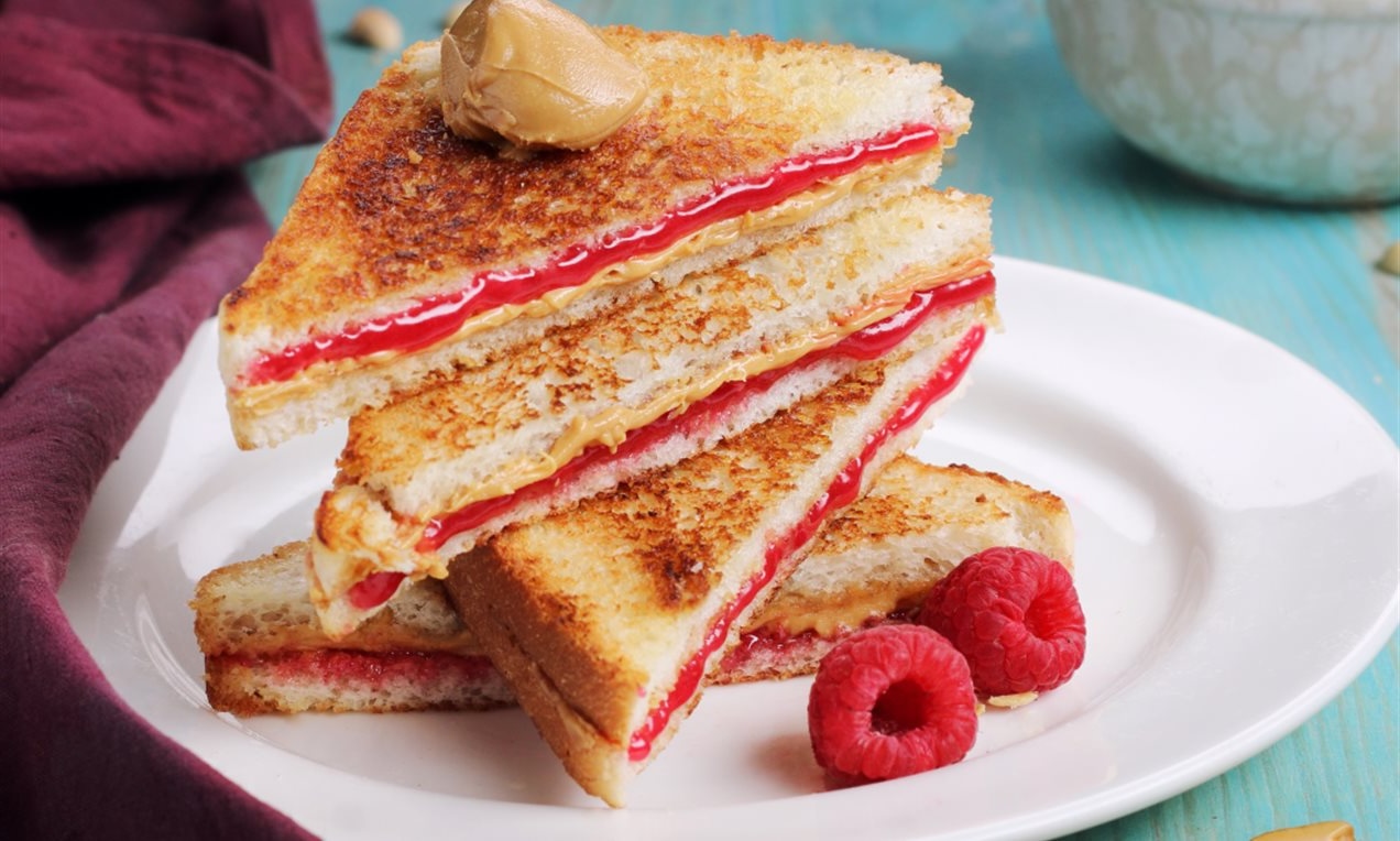 20-facts-about-jams-peanut-butter-sandwich