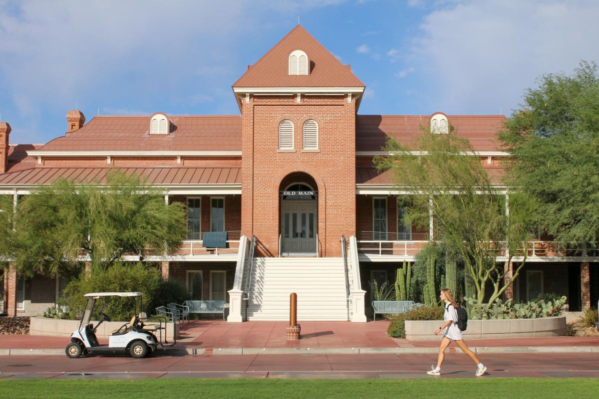 20-facts-about-university-of-arizona