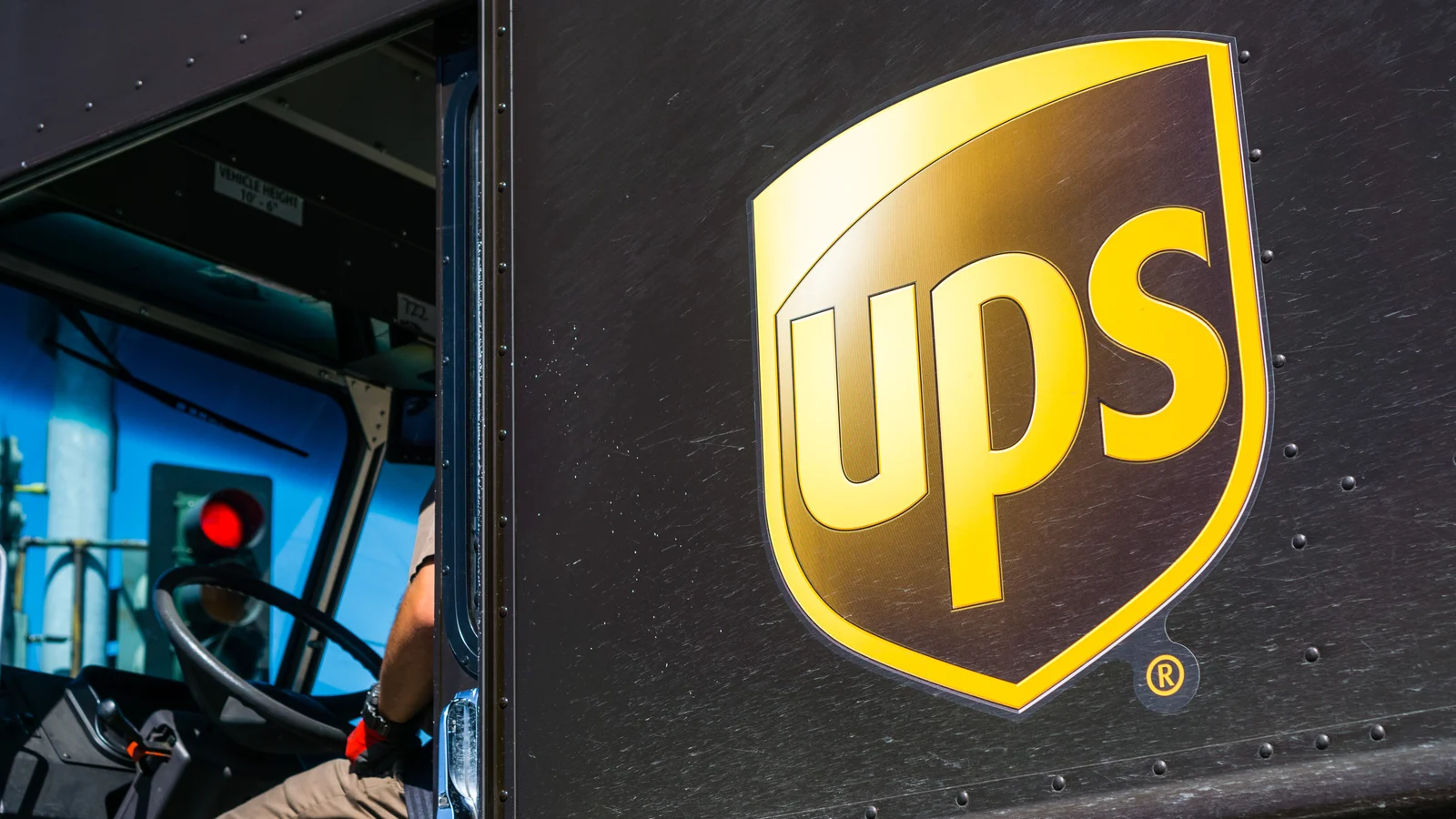 20-facts-about-ups-stock