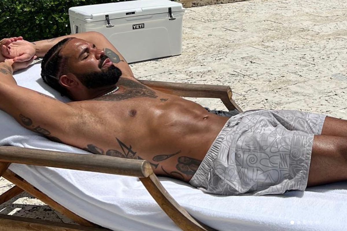 25-facts-about-drakes-fitness-and-abs