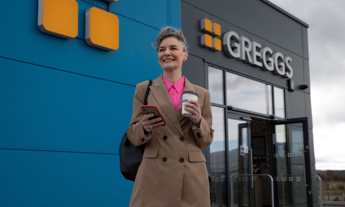25-facts-about-greggs-share-price