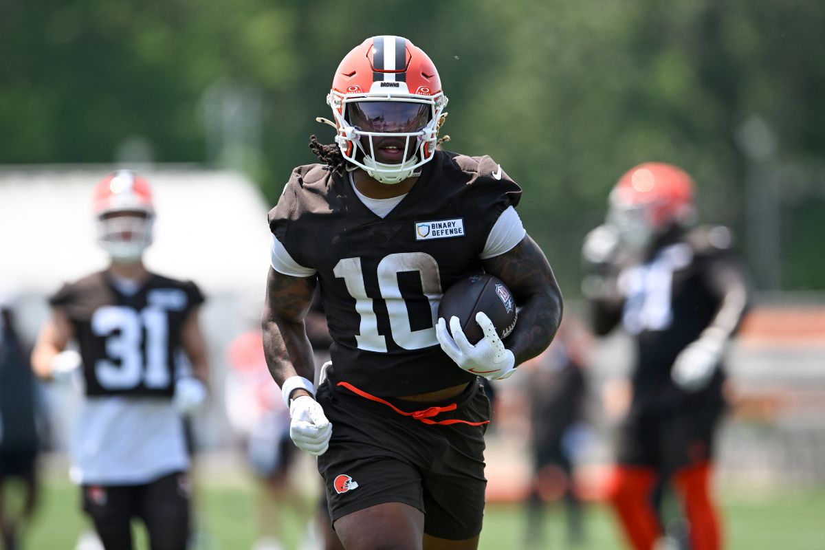 25-facts-about-luis-sharpe