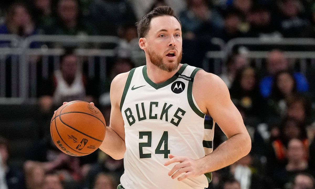 25-facts-about-pat-connaughton
