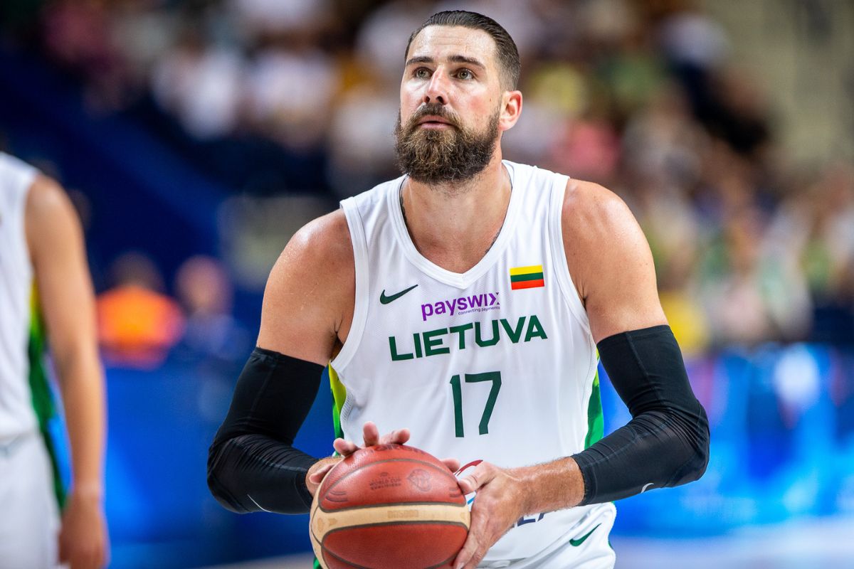 30-facts-about-jonas-valanciunas