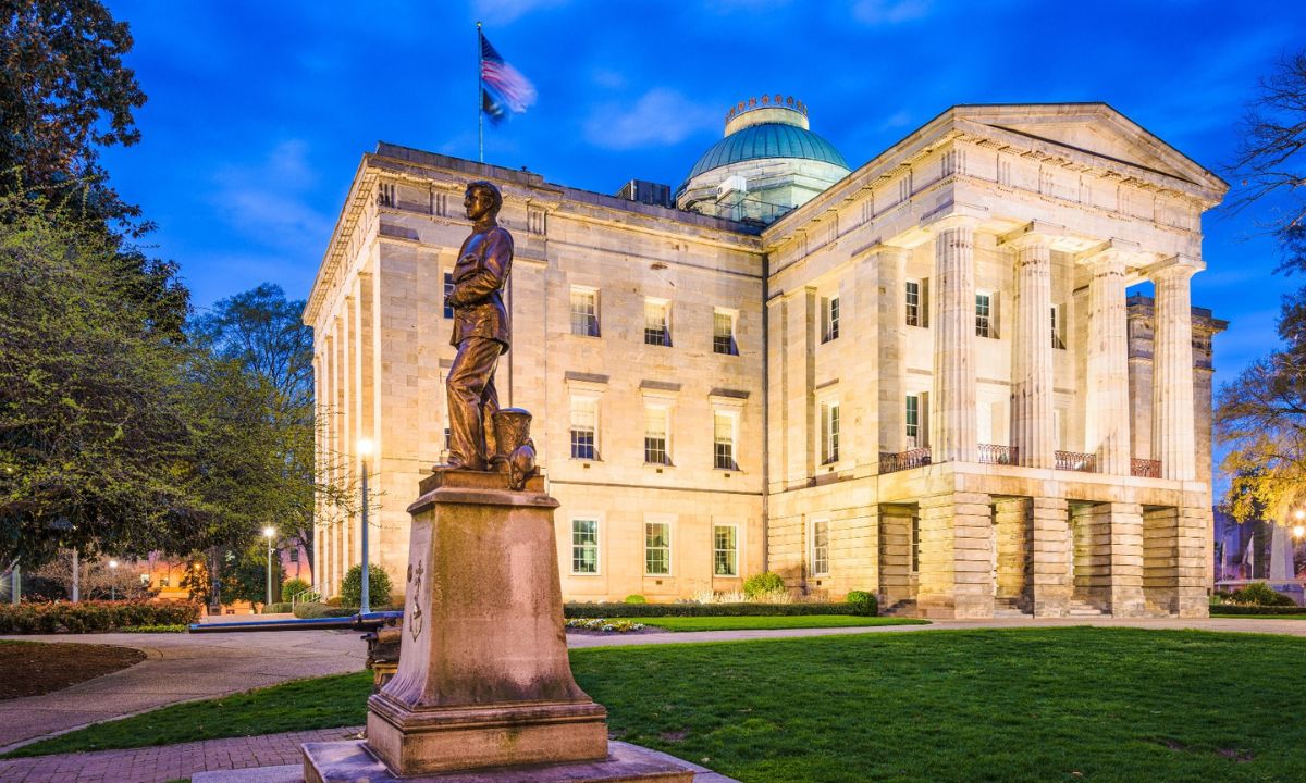40-facts-about-cnbc-top-states-for-business-2025