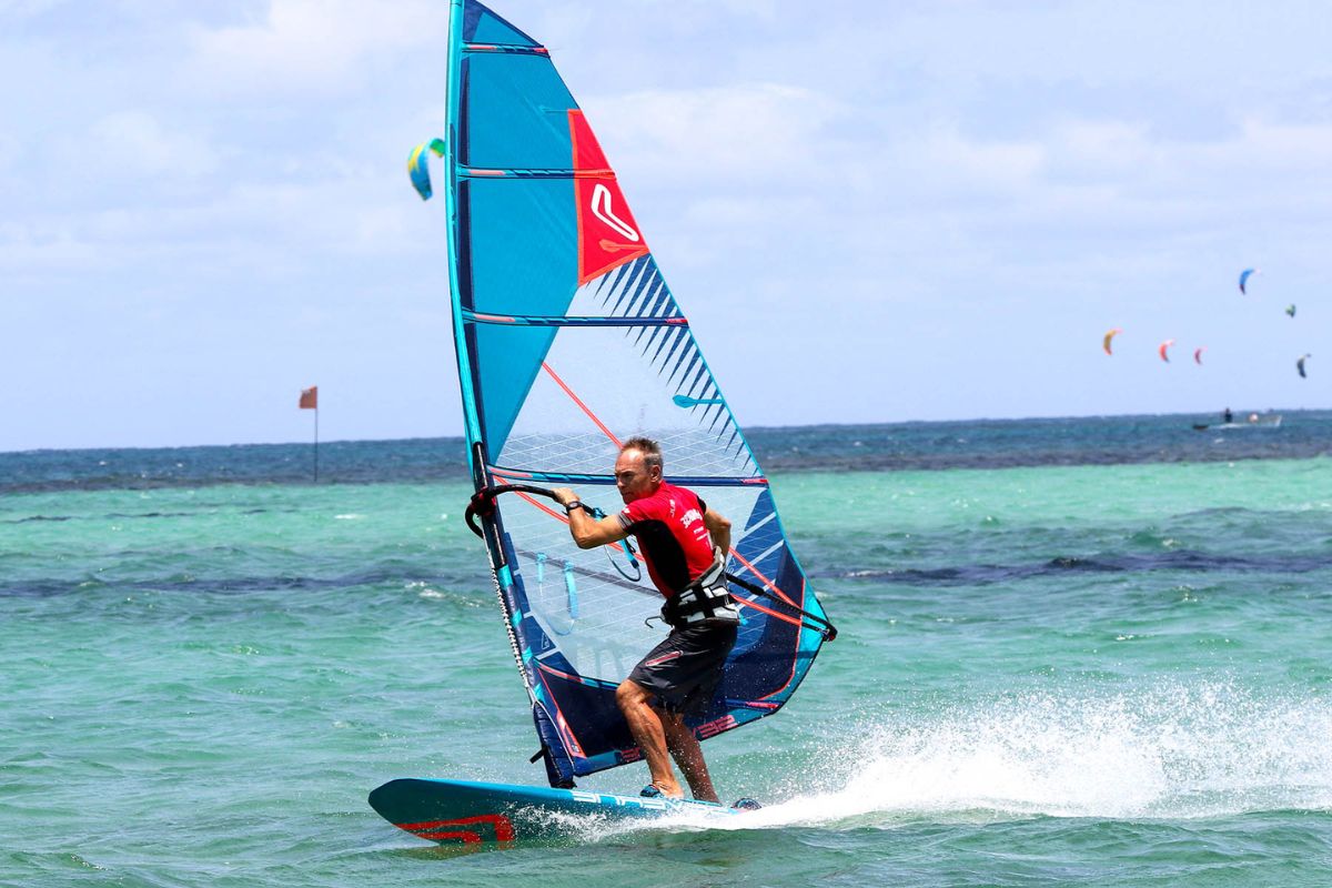 40-facts-about-windsurfing
