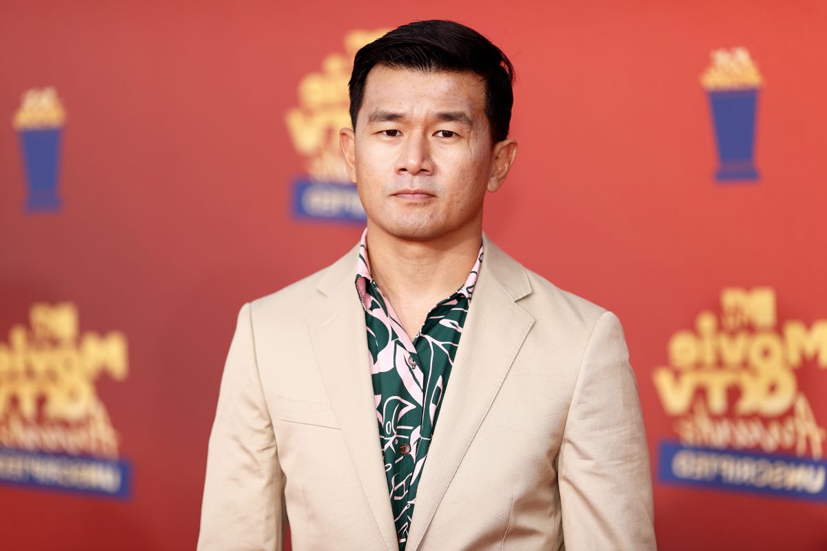 30-facts-about-ronny-chieng