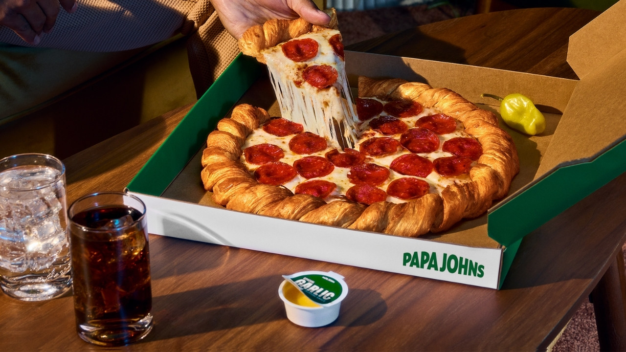 20-facts-about-papa-johns-croissant-pizza