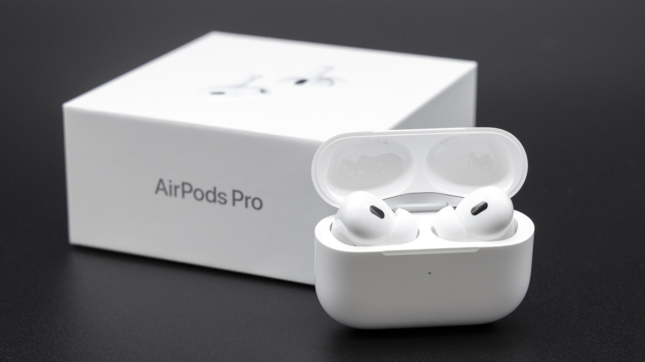 25-facts-about-airpods-pro-3