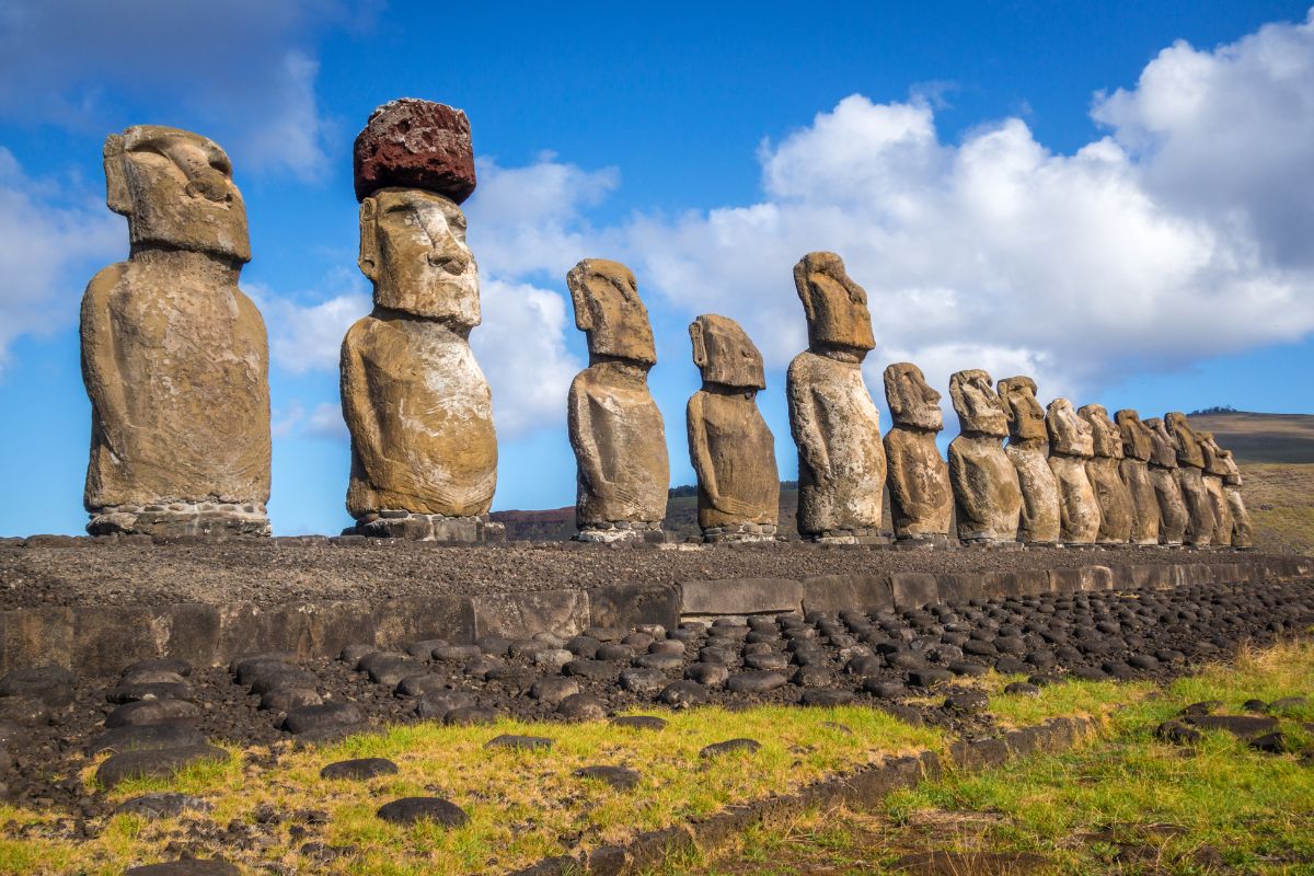 25-facts-about-easter-island