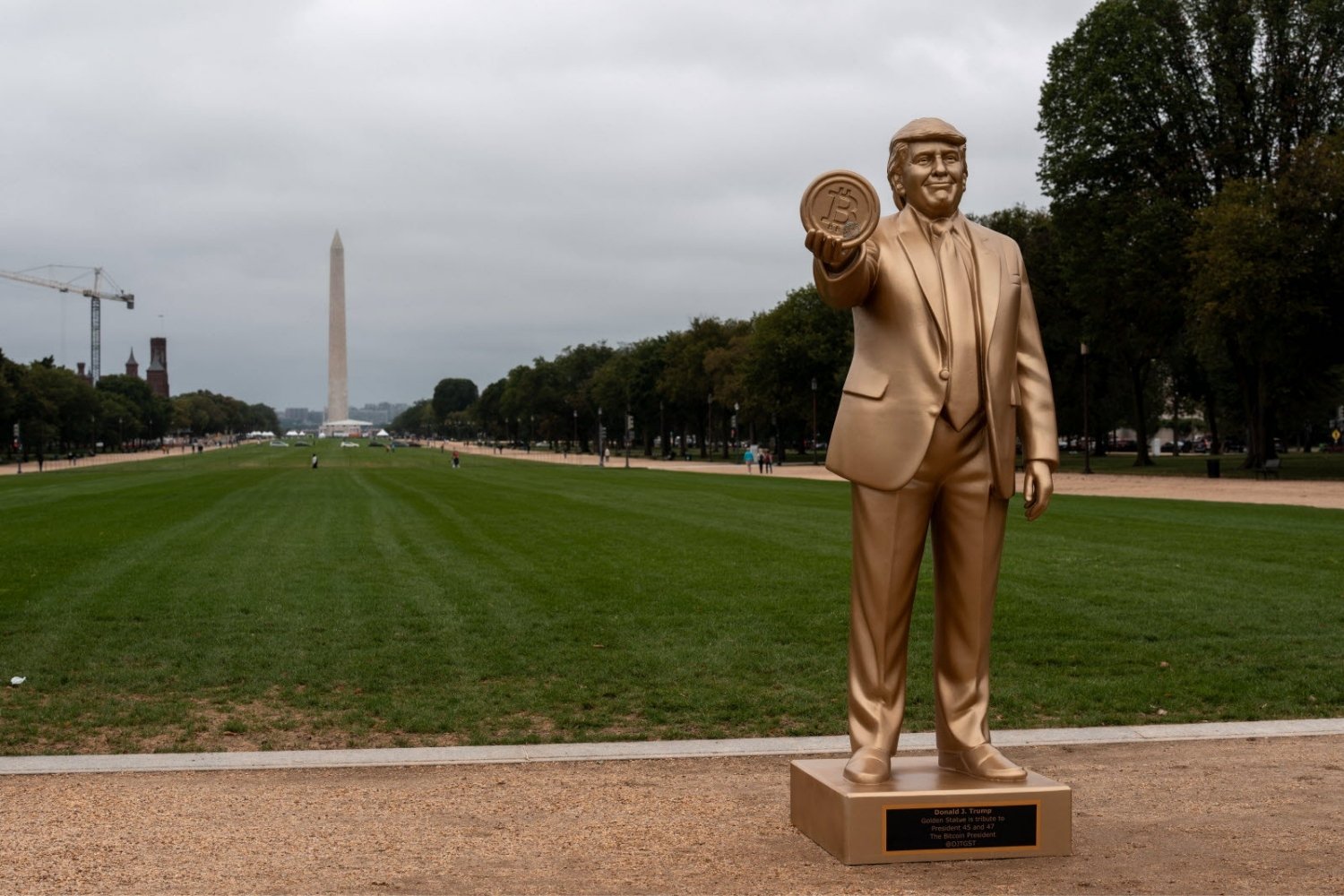 25-facts-about-the-trump-bitcoin-statue