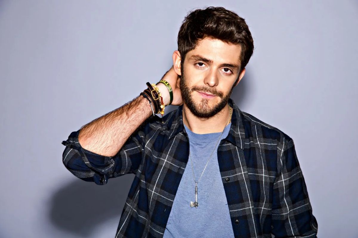 25-facts-about-thomas-rhett