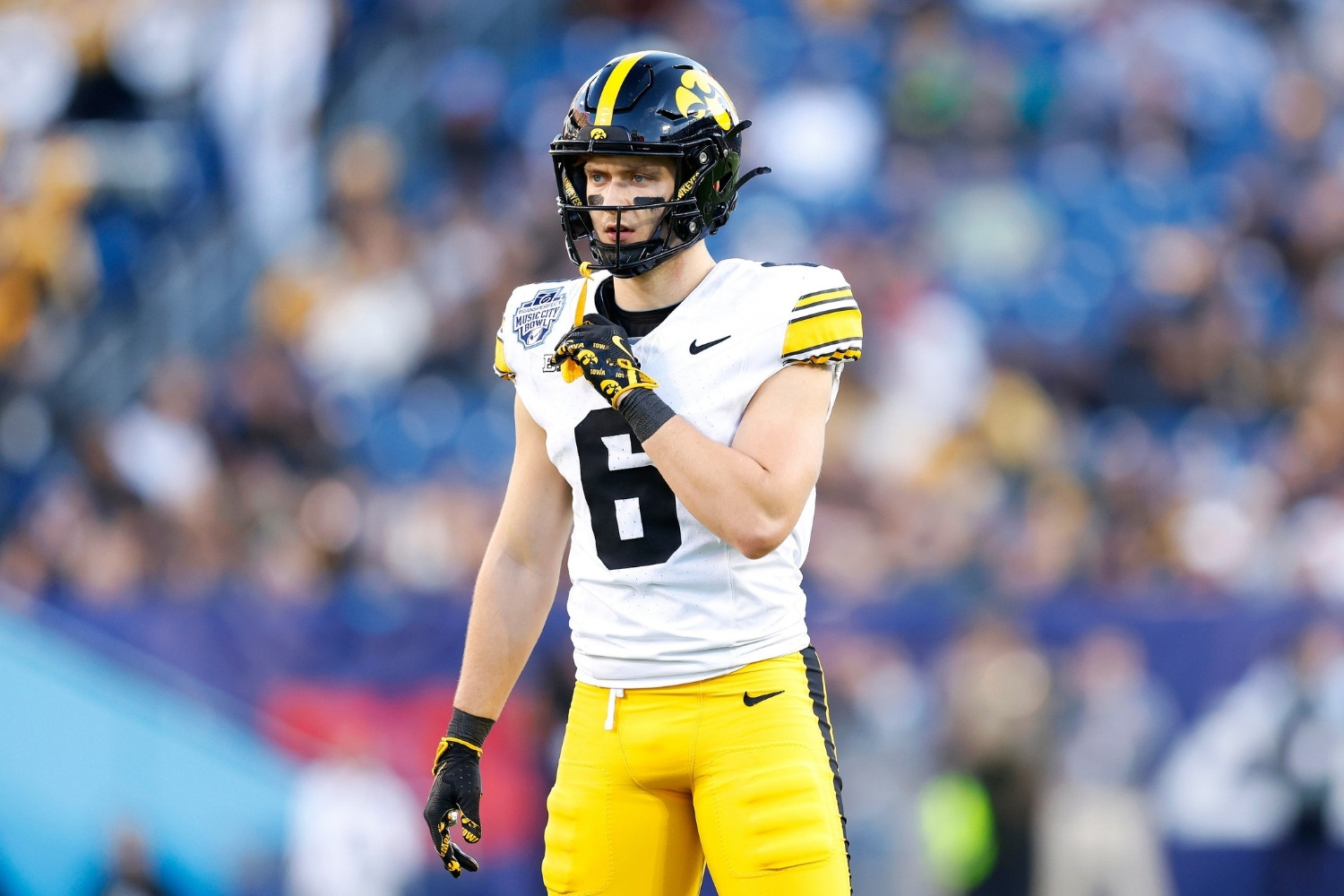 25-facts-about-umass-vs-iowa