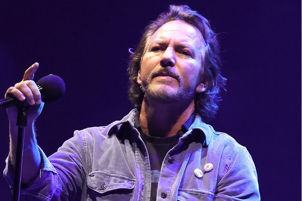 30-facts-about-eddie-vedder