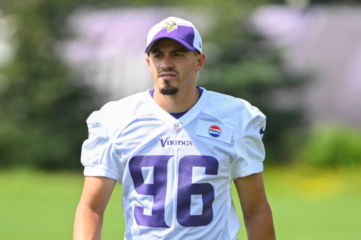 30-facts-about-parker-romo