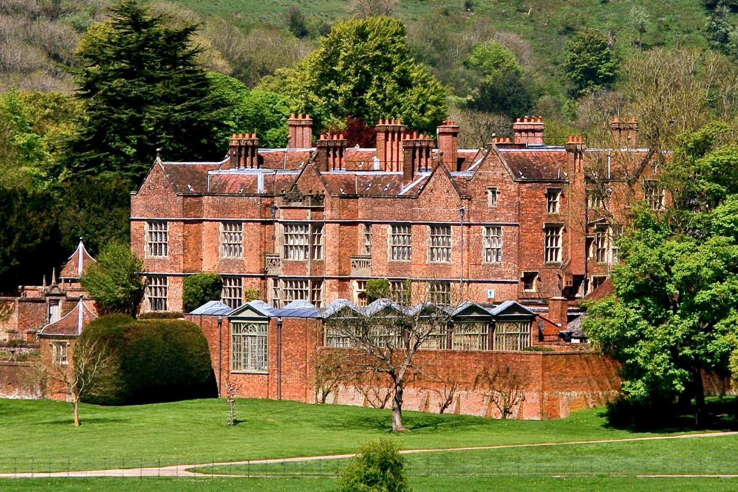 35-facts-about-chequers-the-uk-prime-ministers-country-house