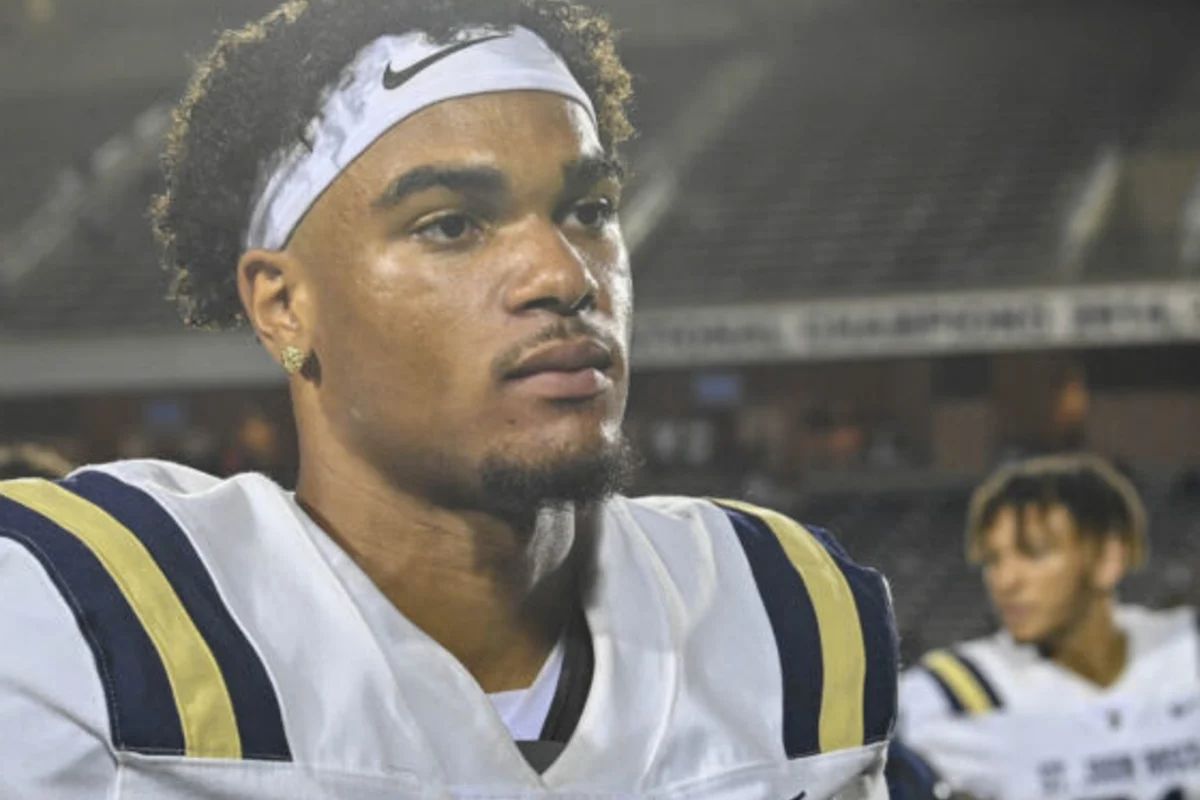 20-facts-about-deandre-moore-jr
