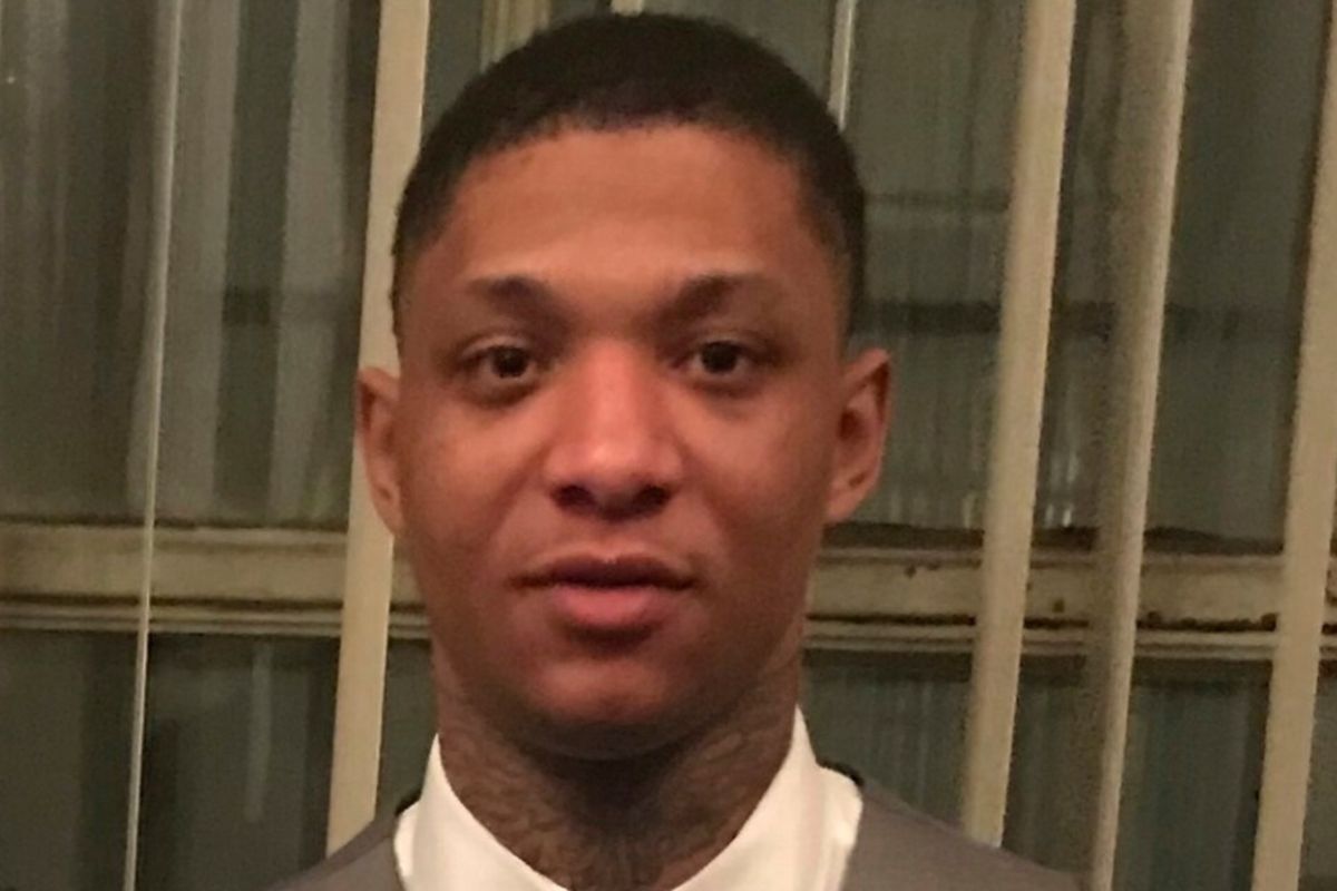 25 Facts About Derrick Groves 