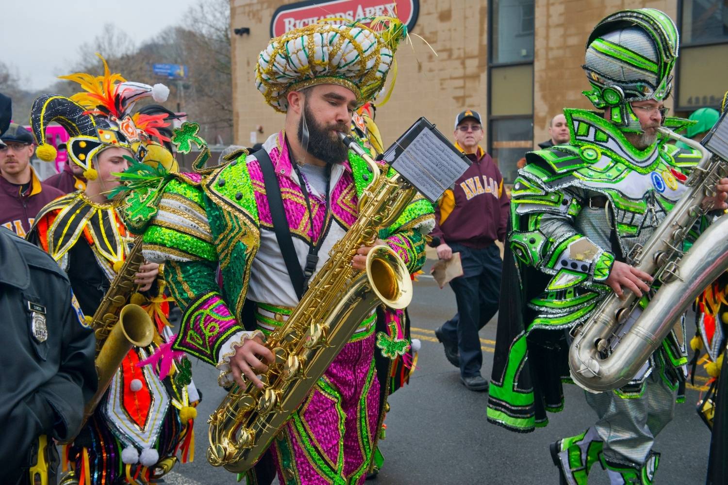 25-facts-about-jason-kelce-and-the-saxophone