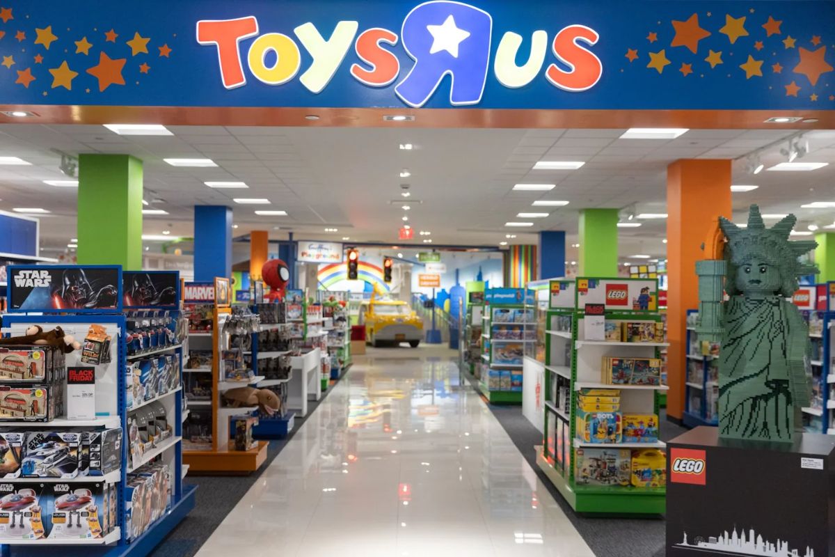 35-facts-about-toys-r-us