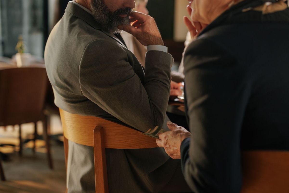 25 Facts About A Sweetheart Deal 