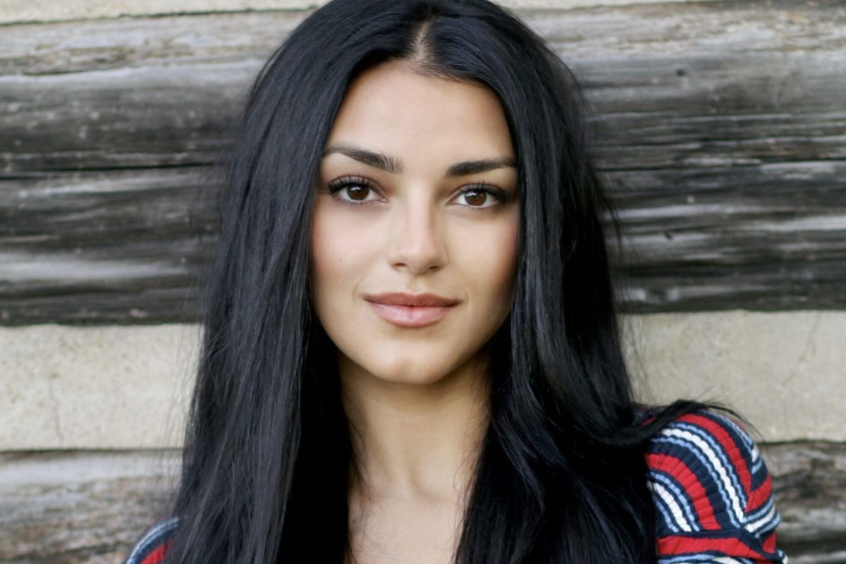 25 Facts About Alexis Wilkins 