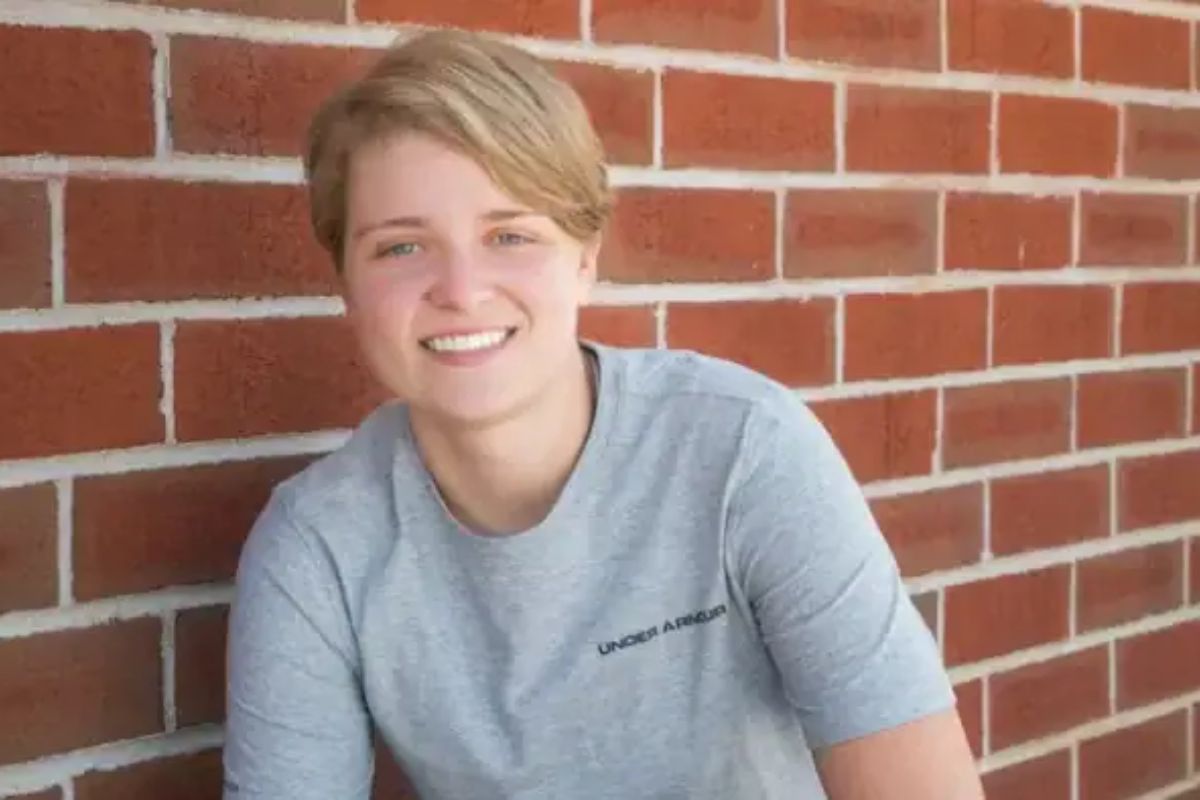 25 Facts About Amber Czech Welder 