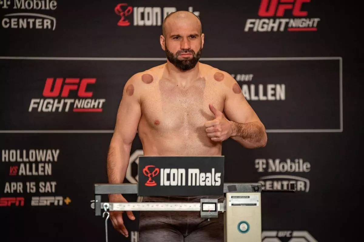 25 Facts About Azamat Murzakanov 