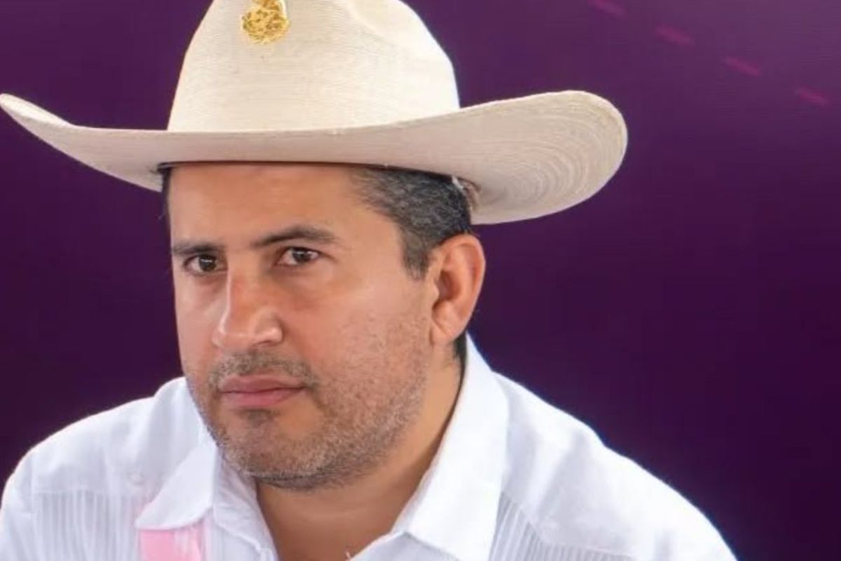 25 Facts About Carlos Manzo 