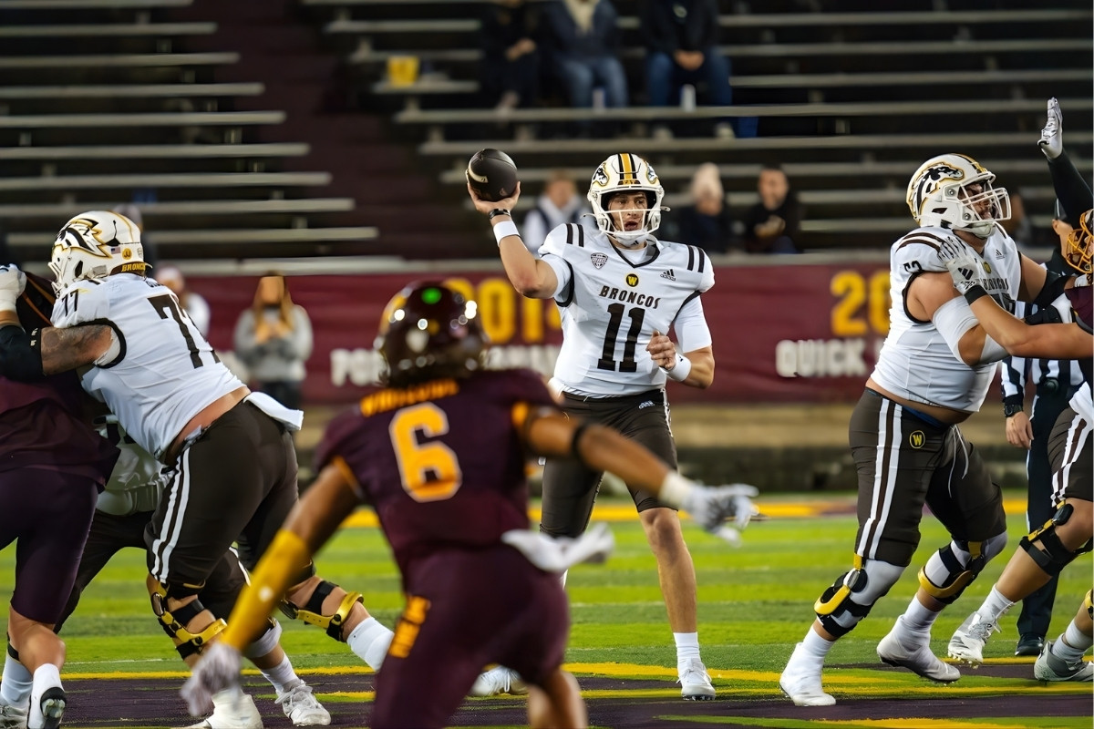 25 Facts About Central Michigan Vs Western Michigan 