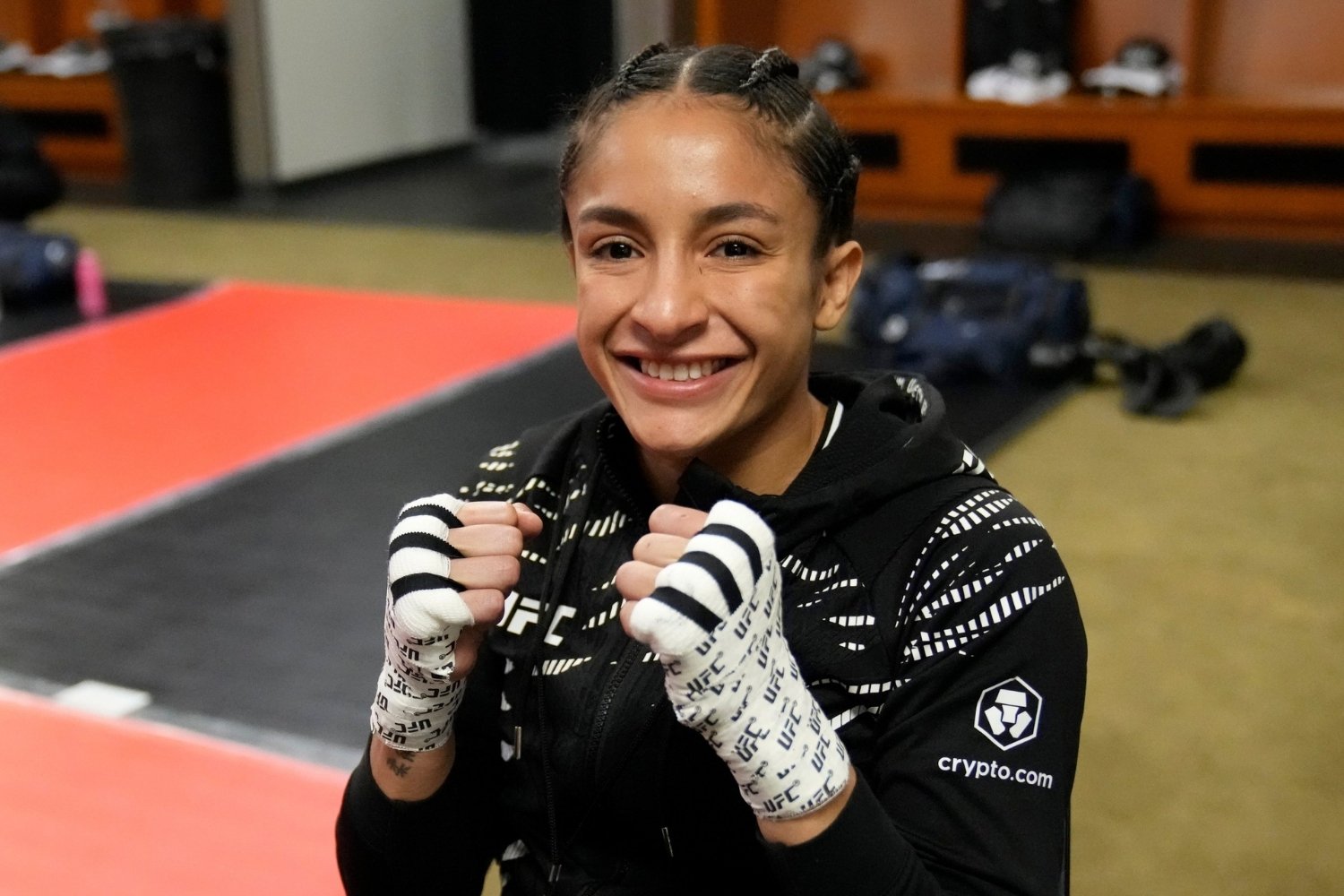 25 Facts About Jaqueline Amorim 