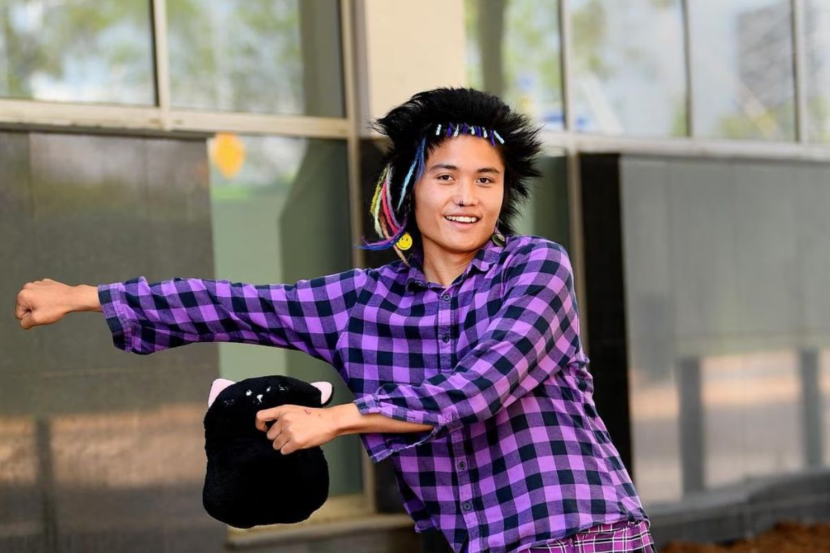 25 Facts About Johnson Wen 