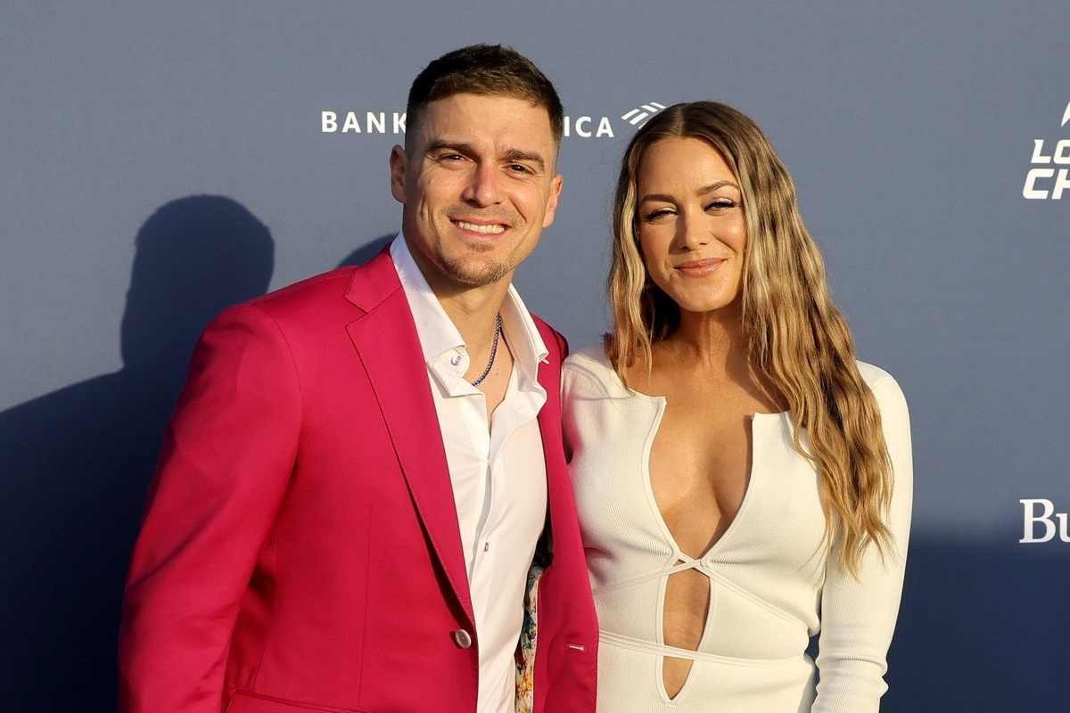 25 Facts About Mariana Vicente 