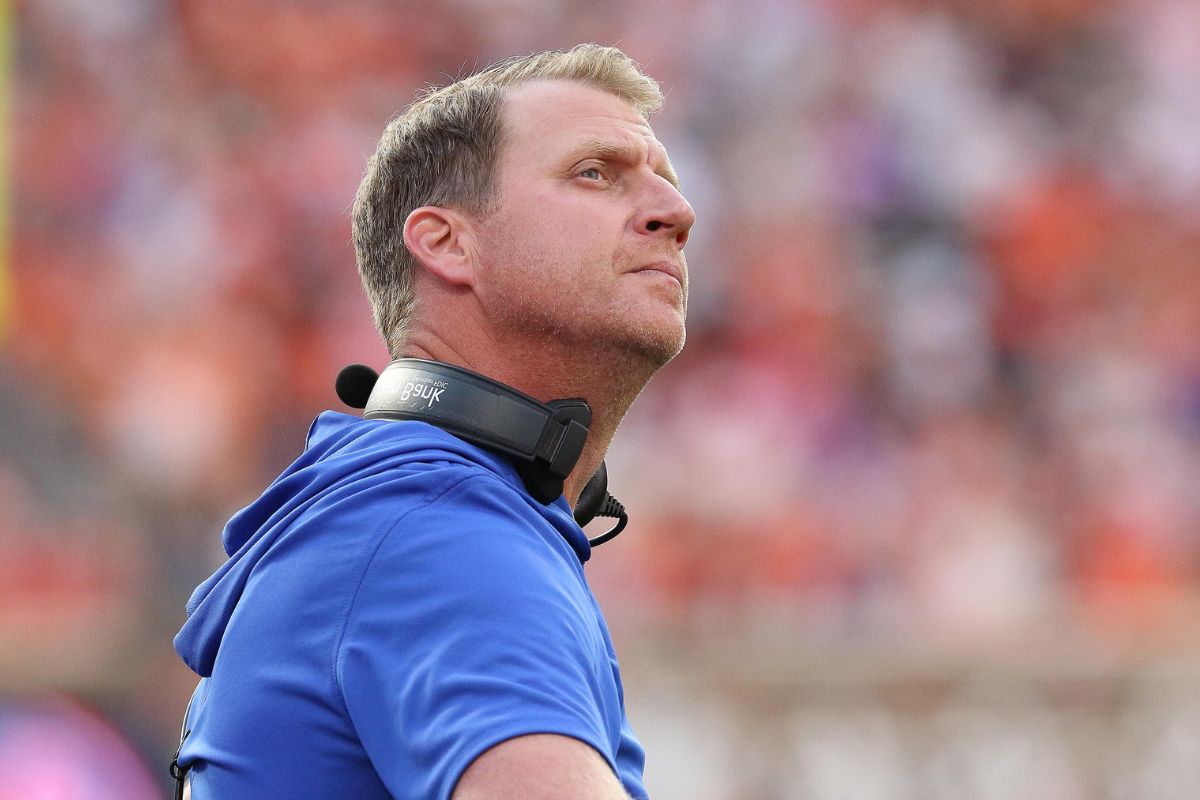 25 Facts About Rhett Lashlee 