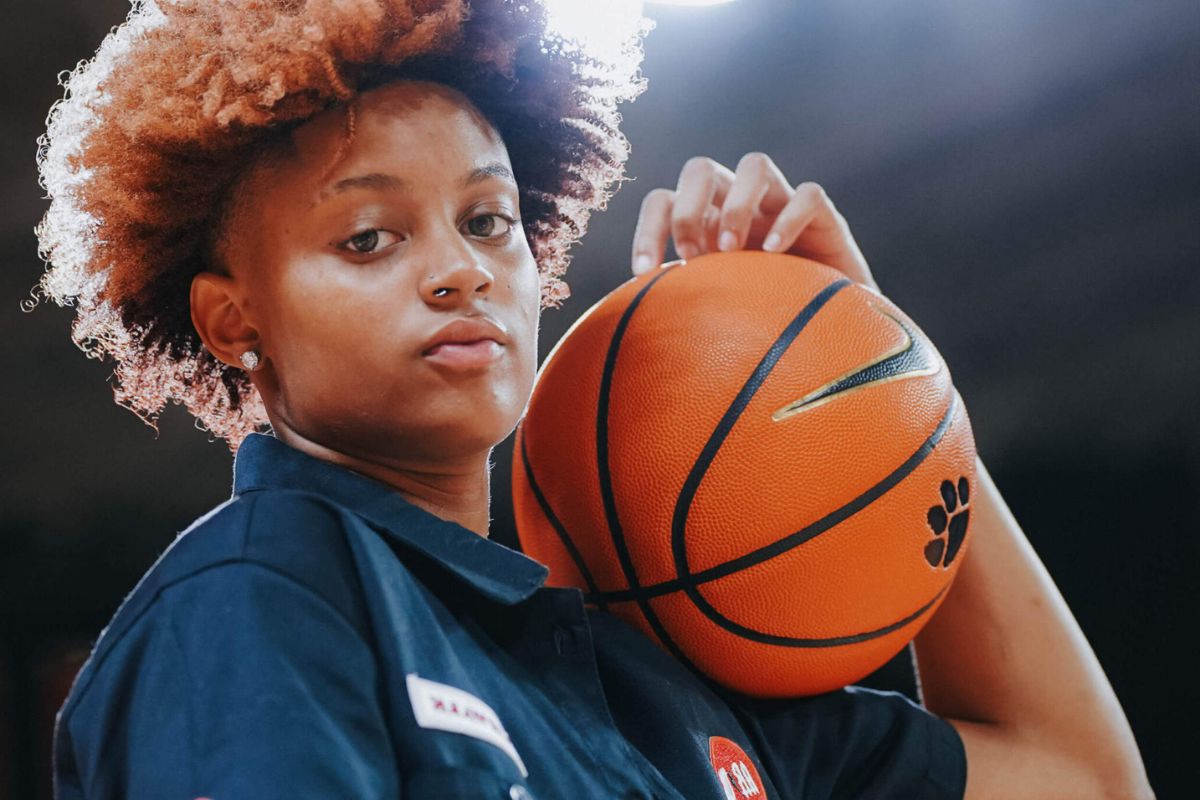 25 Facts About Ruby Whitehorn 