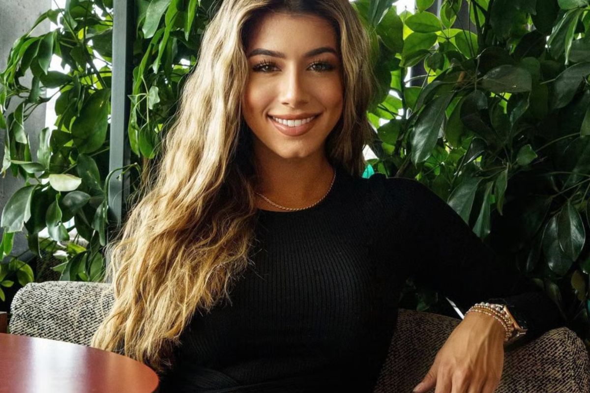 25 Facts About Sarah Jane Ramos 