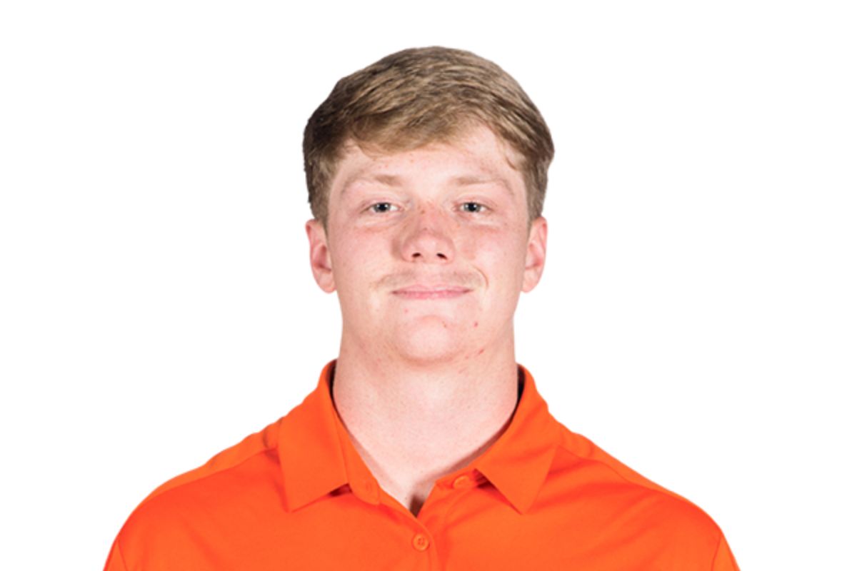 25 Facts About Tate Sandell 