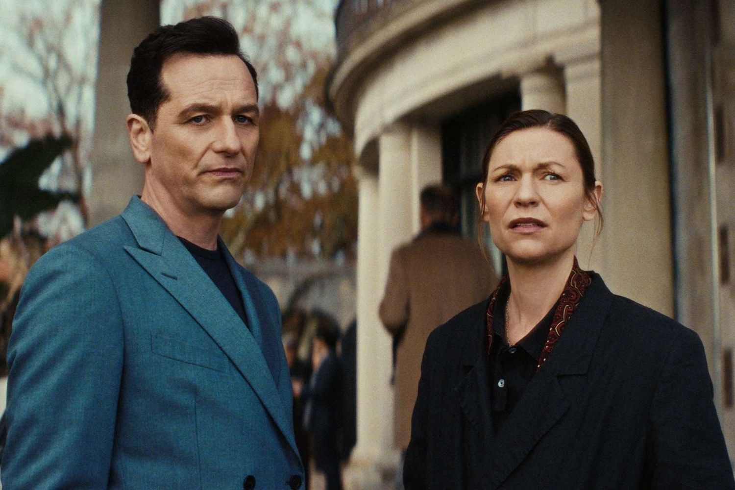 25-facts-about-the-beast-in-me-netflix