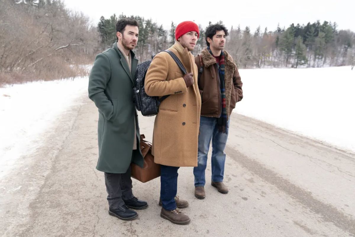 25 Facts About The Jonas Brothers Christmas Movie 