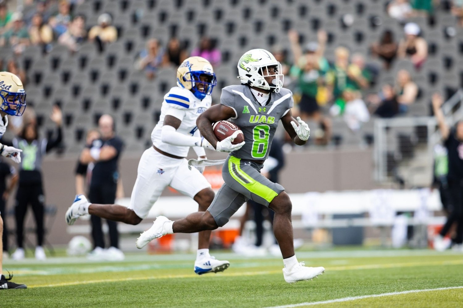 25 Facts About UAB Vs UConn 