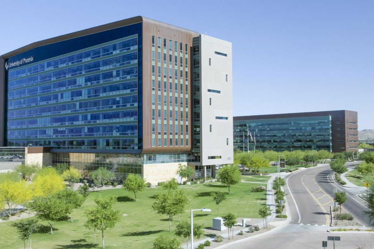 30-facts-about-the-university-of-phoenix