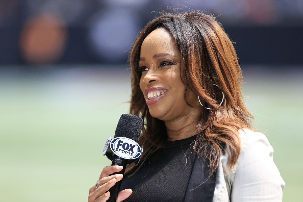 31 Facts About Pam Oliver 