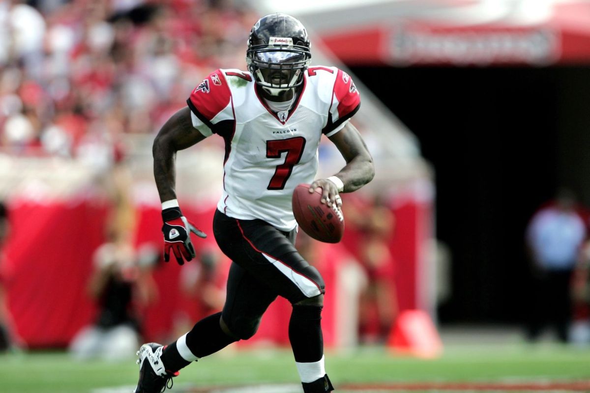 35 Facts About Michael Vick 
